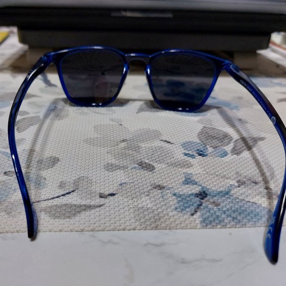 Foster Grant Reading and Sunglass Beautiful Sharp Blue Color+1.50 MS0323 PD 62mm - Picture 6 of 6